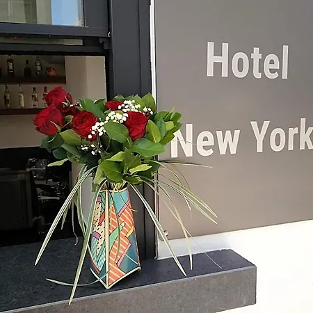 New York 2*